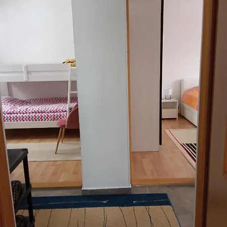 Mb Apartman *